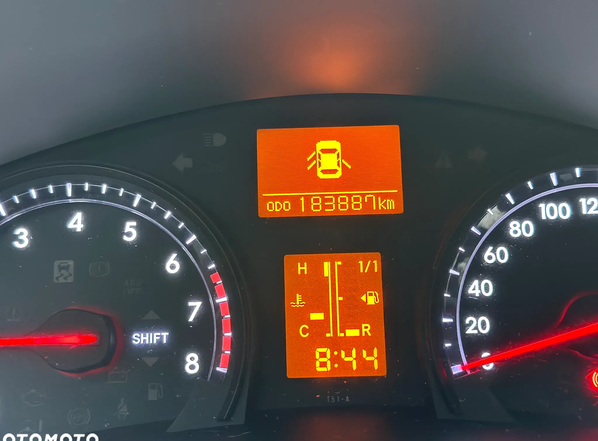 Toyota Avensis cena 48900 przebieg: 183500, rok produkcji 2014 z Góra małe 529